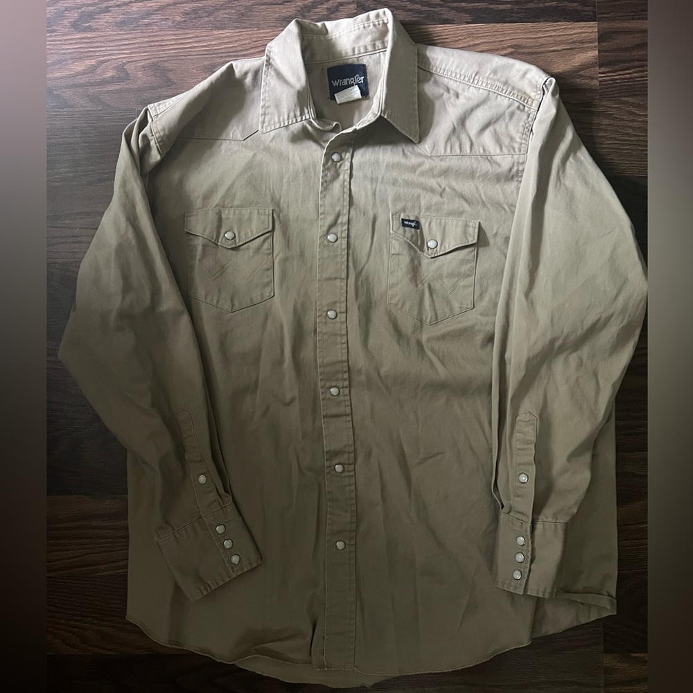 Wrangler Men’s 2x Pearl Snap Khaki Button Down